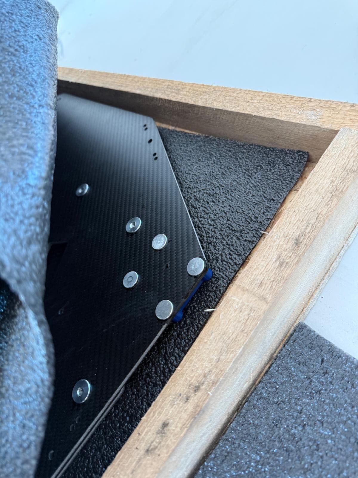 PMI Carbon Sandwich Panels: Stiffness at Low Weight
